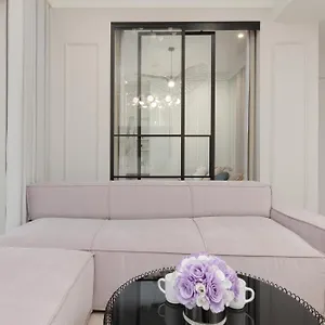 Apartament Kasprzaka With Ac & Parking By Renters Prestige, Warszawa