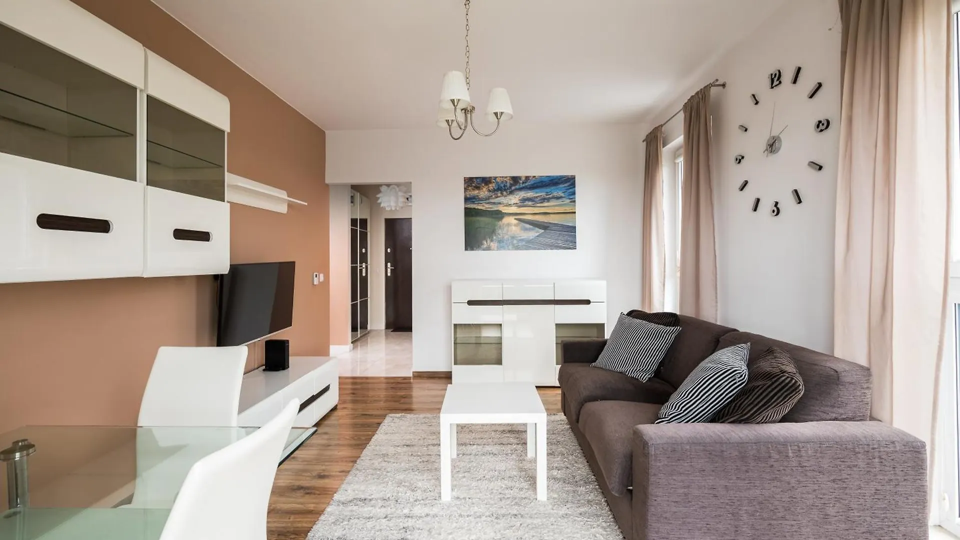 Metro Mlynow Comfy Apartment Warsaw Poland